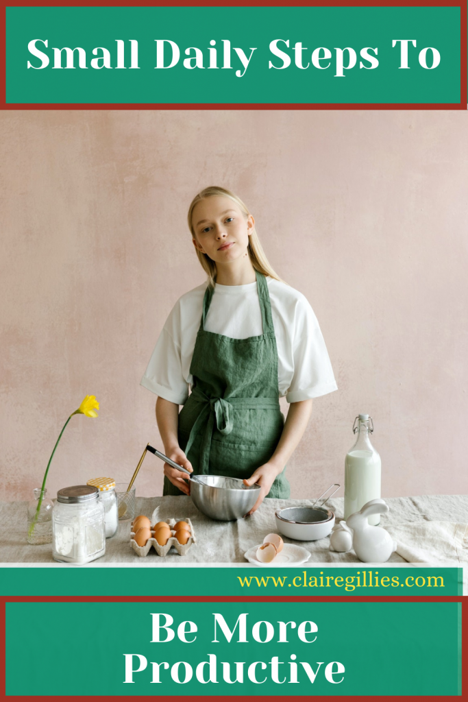 woman baking. Blog Small Daily Steps To Be More Productive.